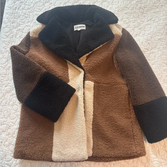 Steve Madden Teddy Jacket - Picture 5 of 10